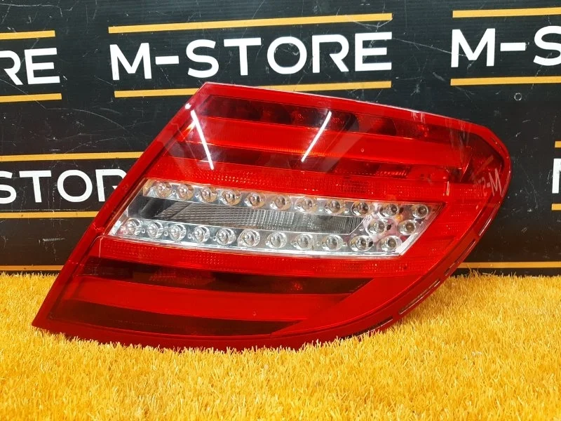 Фонарь задний Mercedes-Benz -Class 2013 W204