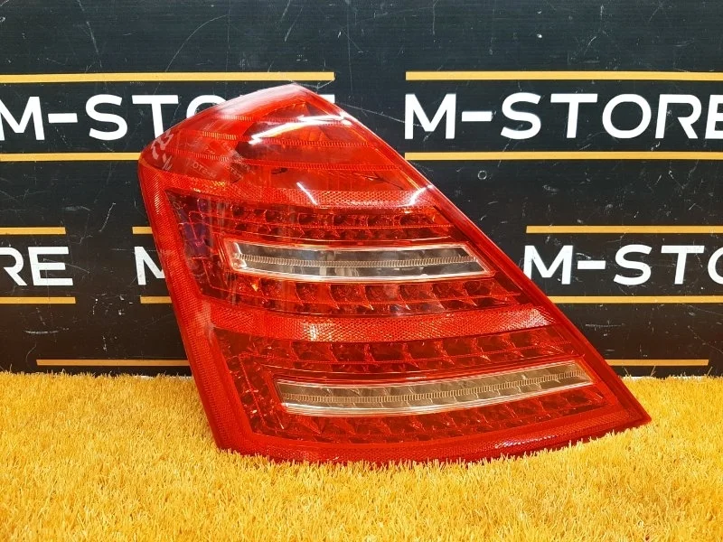 Фонарь задний Mercedes-Benz -Class 2005 W221