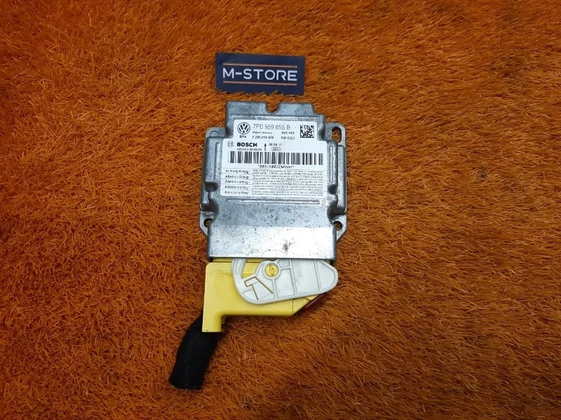 Блок управления airbag Volkswagen Touareg 2011 7P