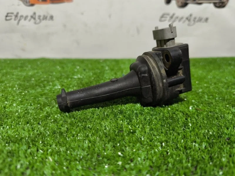 Катушка зажигания Volvo C30 S40 V50 S60 V70 S80 2010 30713417 2.0T 2.4S 2.5T