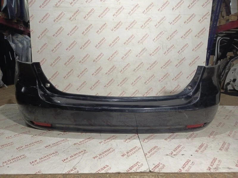 Бампер задний Toyota Avensis T272W 3ZR FAE 2014