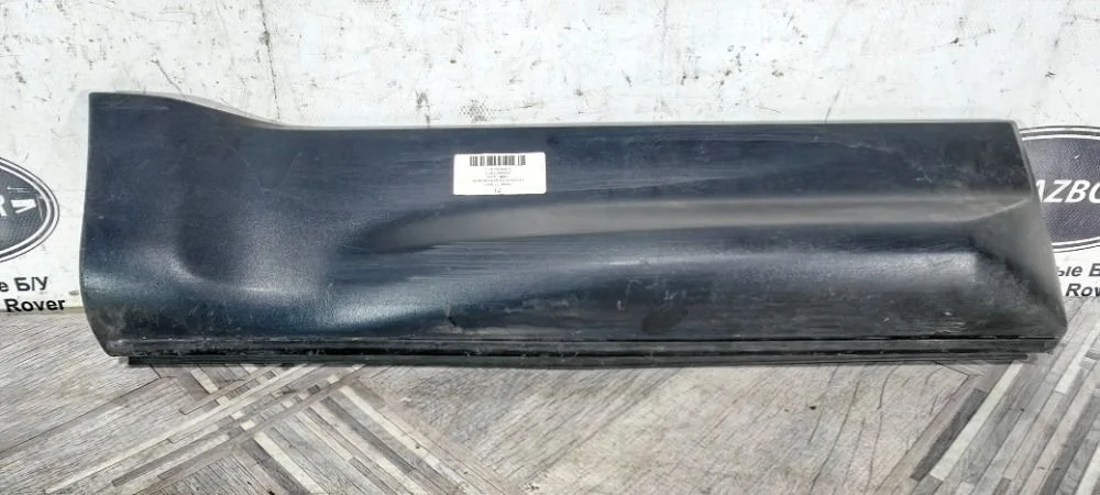 Молдинг двери задний правый Range Rover Sport 320