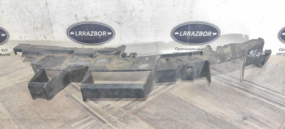 Кронштейн бампера левый Range Rover Sport L320