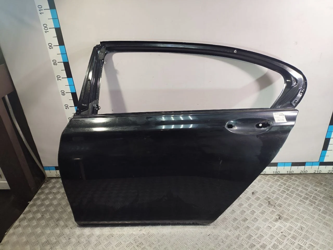 [Б/У] Дверь задняя левая BMW 7-serie G12 2015> [Код: 00529695 ]