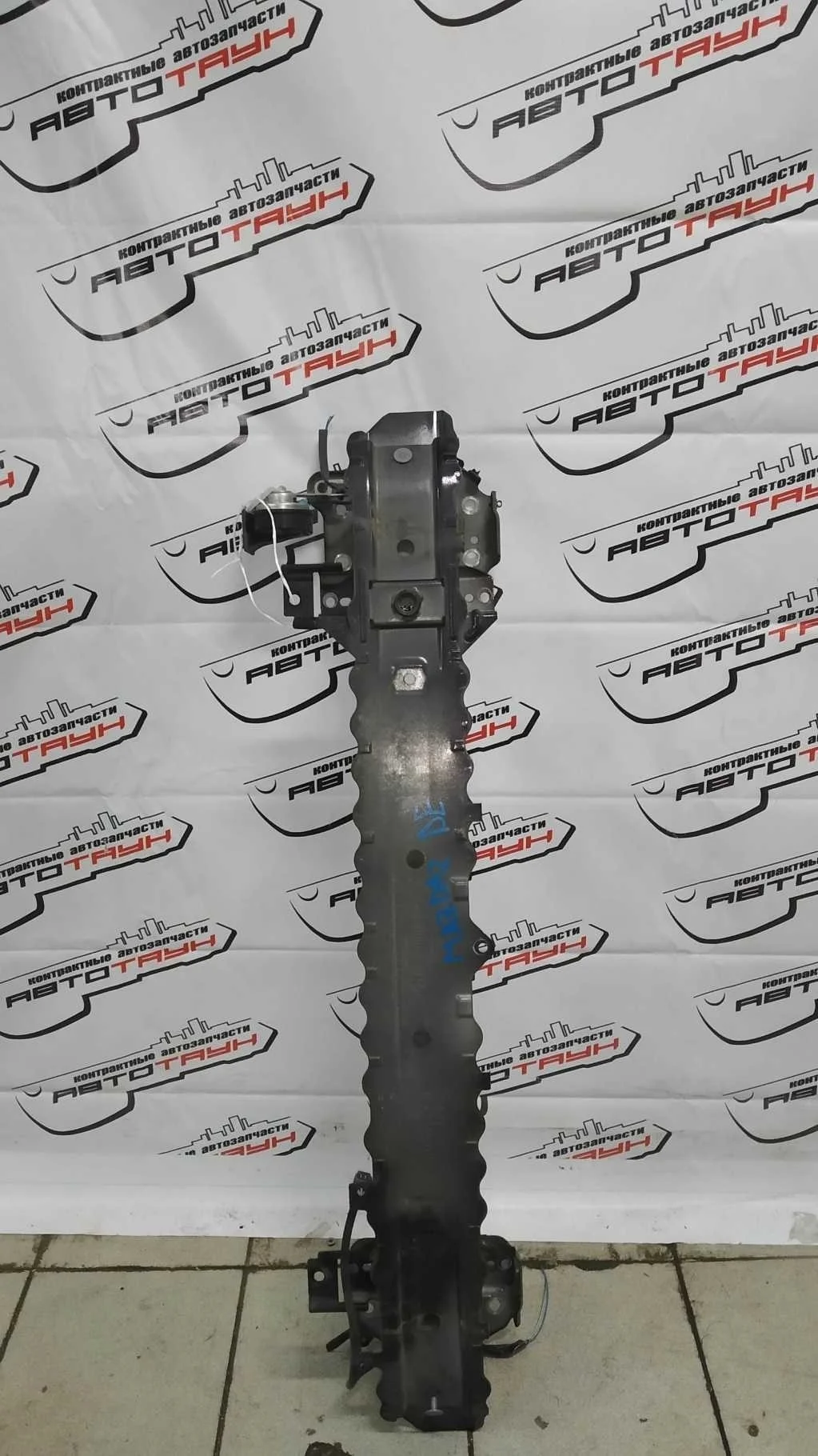УСИЛИТЕЛЬ БАМПЕРА MAZDA DEMIO MAZDA2 DE DE3AS DE3FS DE5FS DEJFS ПЕРЕДНЯЯ DF7150070B