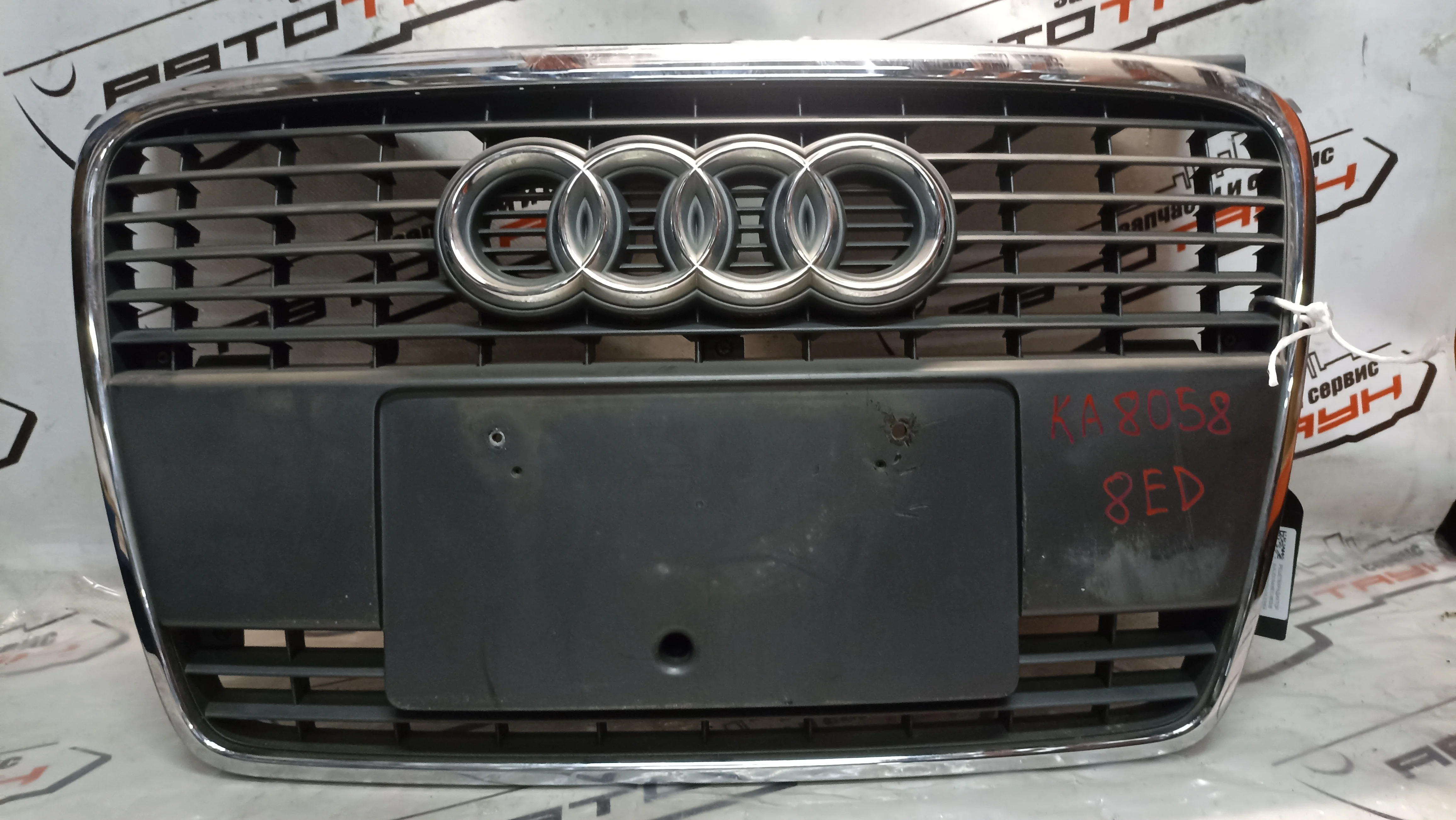 РЕШЕТКА РАДИАТОРА AUDI A4 8EC 8ED B7 8E0853651J УЦЕНКА 1 KA8058Z
