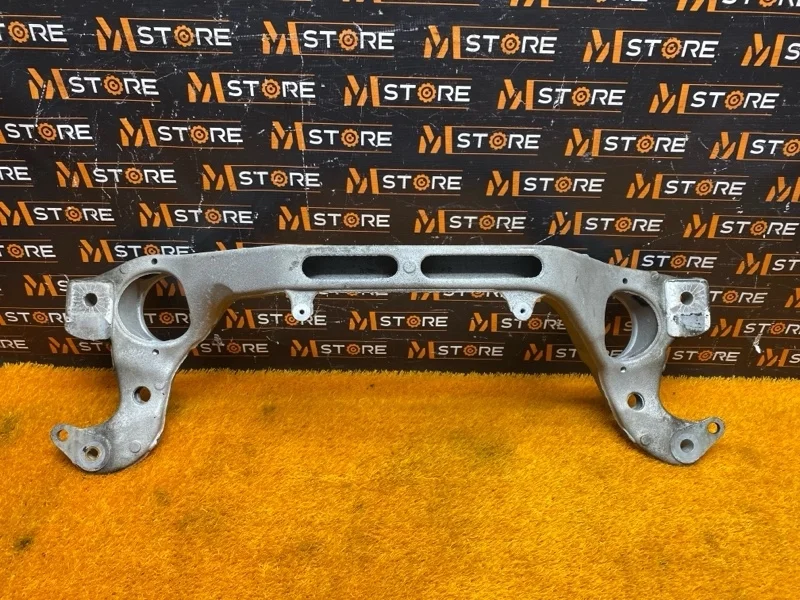 Кронштейн подушки двигателя Porsche Cayenne 2008 957