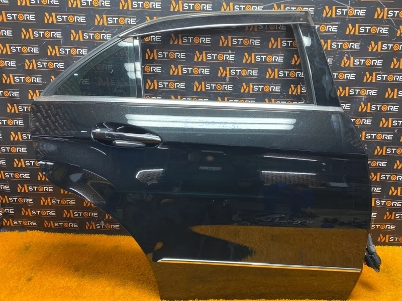 Дверь Mercedes-Benz -class 2012 W212