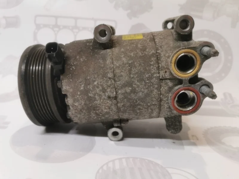 Компрессор кондиционера FORD FOCUS 3