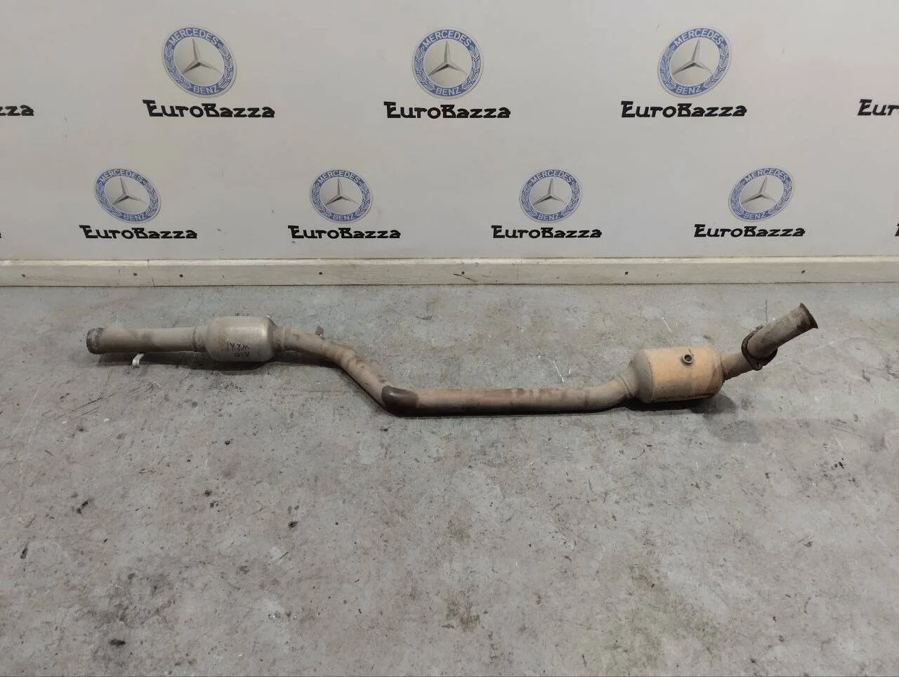 Приемная труба лева Mercedes W221
