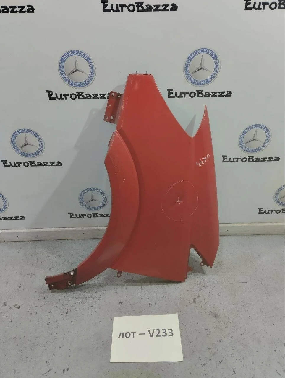 Крыло переднее левое Mercedes W906 Sprinter