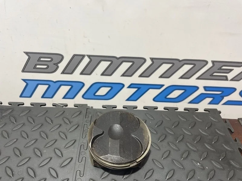 Поршень Bmw 11257558528 E90 N52