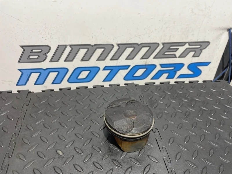 Поршень Bmw 11257558528 E90 N52