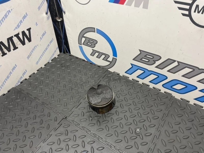 Поршень Bmw 11257558528 E90 N52