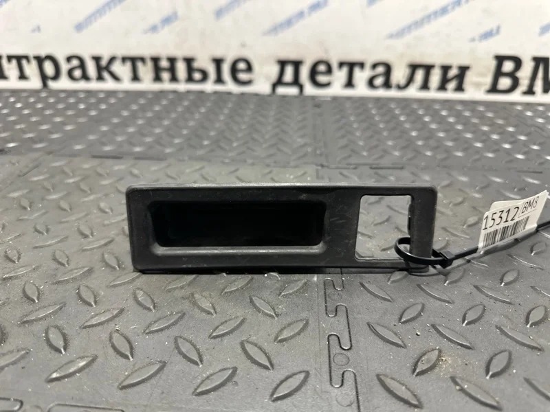 Кнопка открывания багажника Bmw 550Ix 51247368753 F10 N63B44A