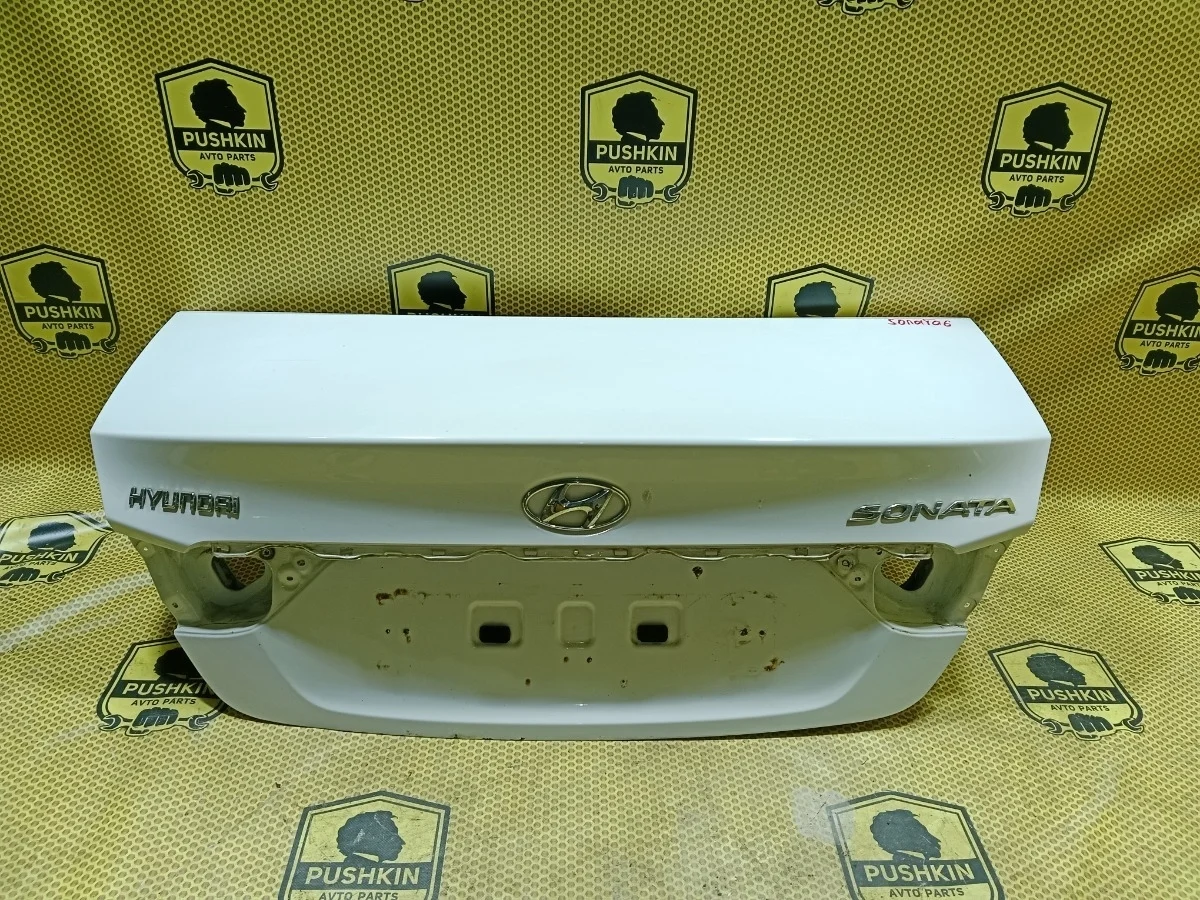 Крышка багажника Hyundai Sonata 2011