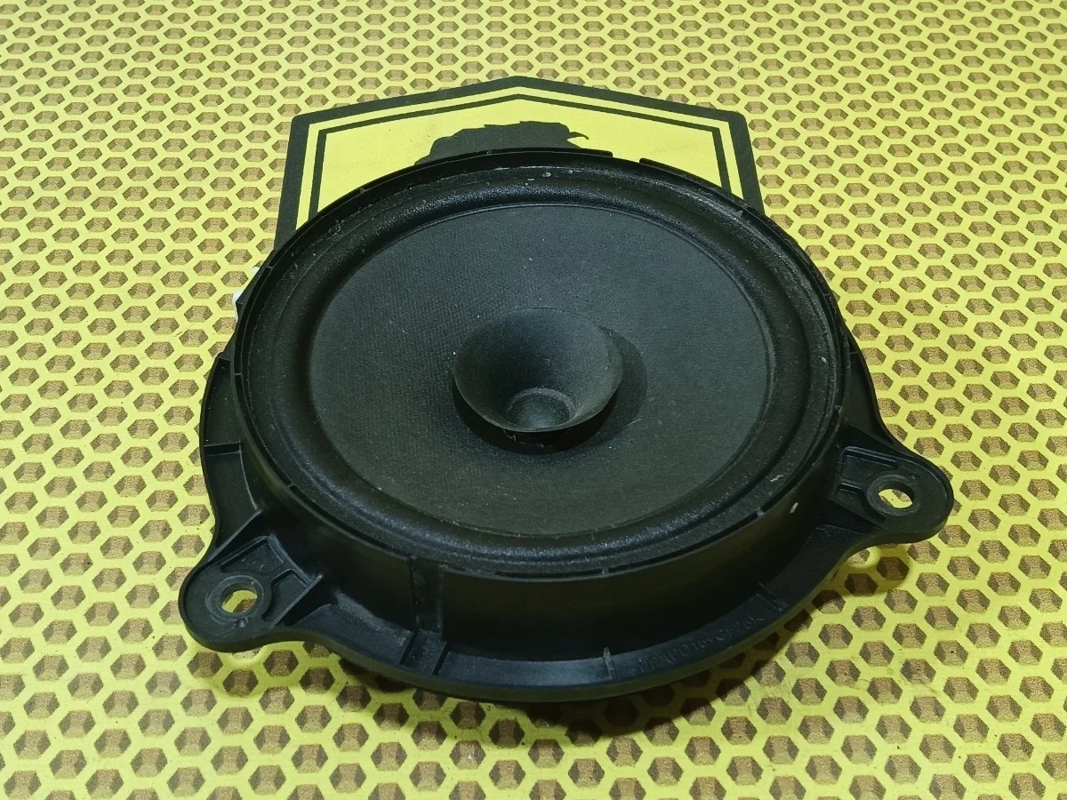Динамик колонка Nissan Qashqai 2014 J11