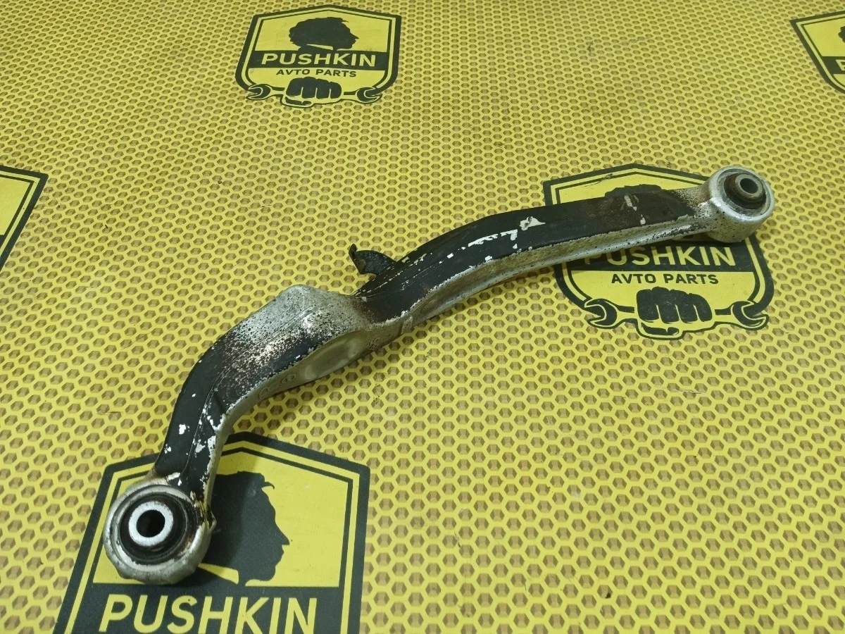 Рычаг поперечный верхний Nissan Qashqai 2014 J11