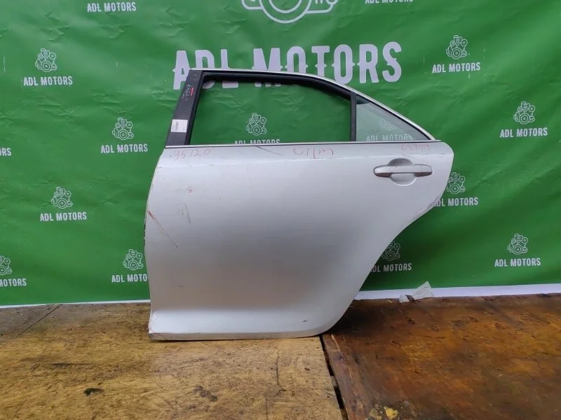 Дверь Toyota Camry 2012-2017 50 55