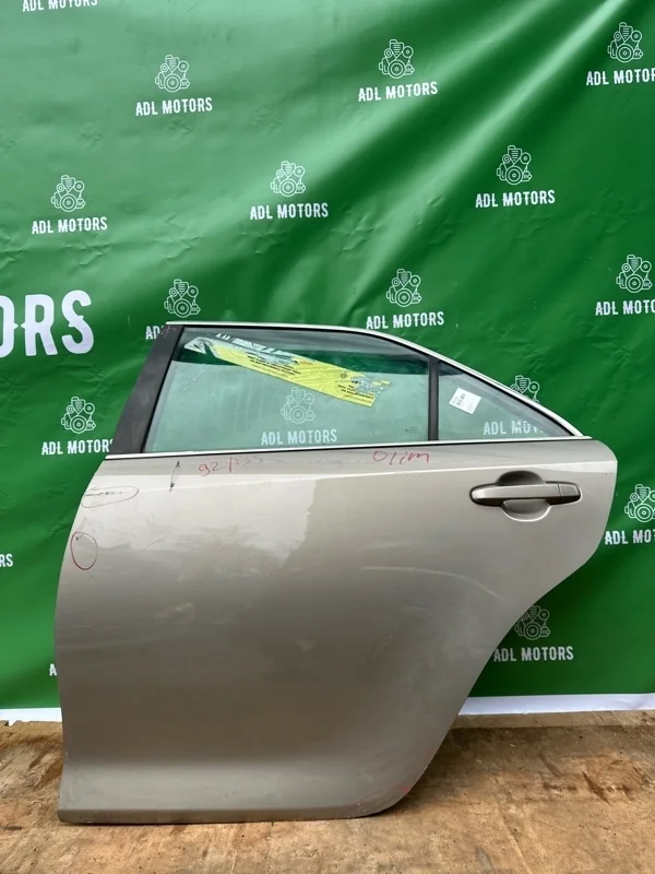 Дверь Toyota Camry 2012-2017 50 55
