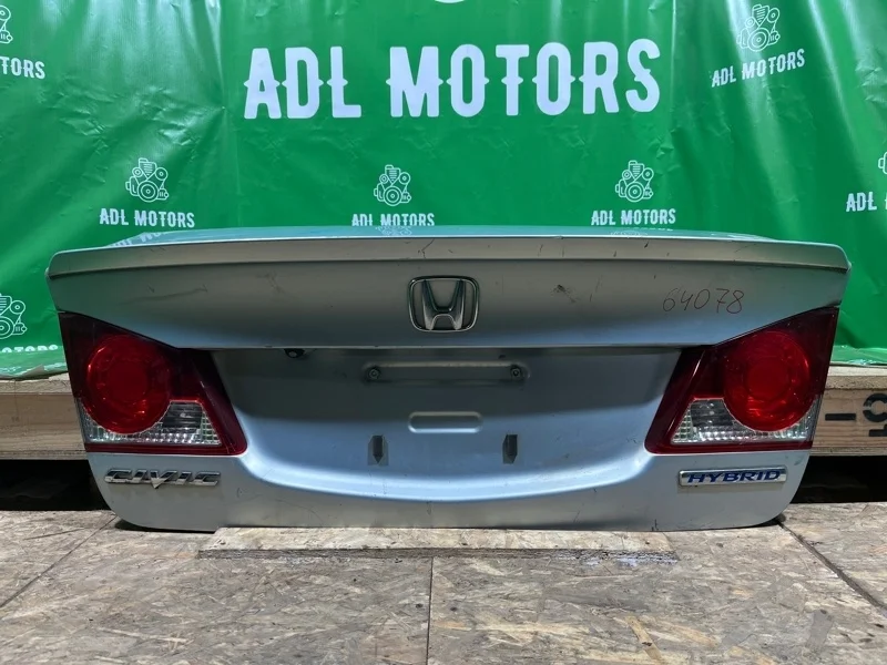 Крышка багажника Honda Civic 8 2009-2011 4D