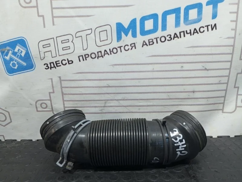 Патрубок воздушного фильтра Volkswagen Passat B7