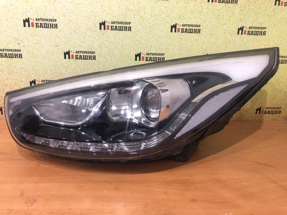 Фара Hyundai IX35 2015