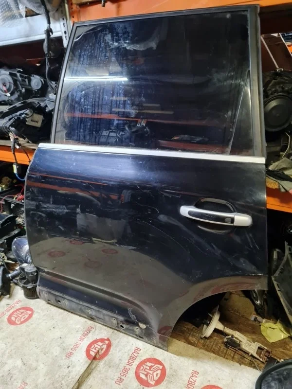 Дверь Porsche Cayenne 2005 955