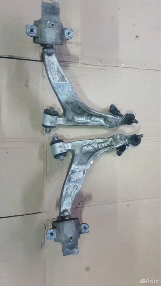 Рычаг передний нижний Инфинити FX35 FX37 S51 Q70