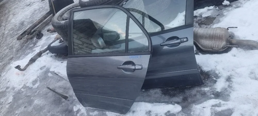 Дверь задняя левая для Mitsubishi Lancer 9
