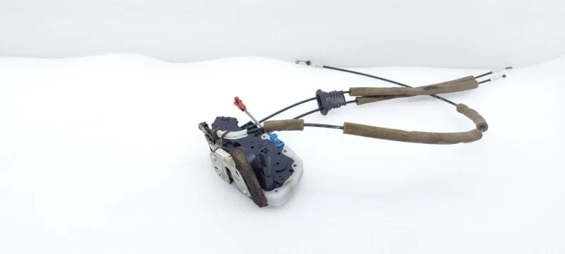 Замок двери Nissan X-Trail 2011 T31