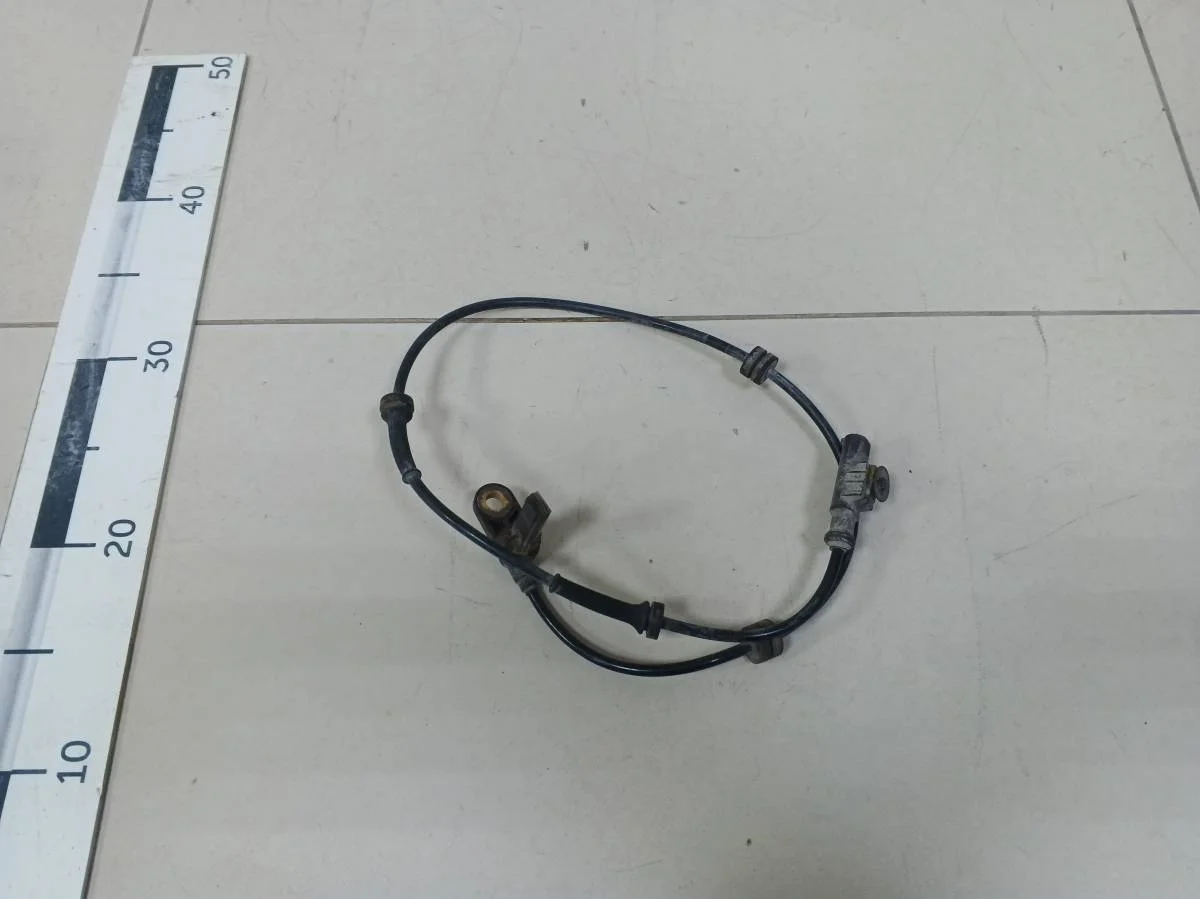 Датчик ABS задний правый Nissan Primera P12 2002-2007