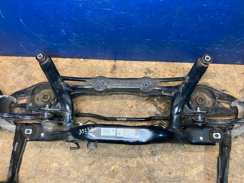 Задняя балка Volkswagen Tiguan Mk2 2020 5Q0505235J 2.0 DFG
