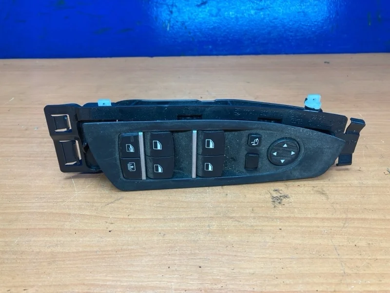 Блок управления стеклоподъемниками Bmw 7 F01 2008-2015 61319163574, передний левый