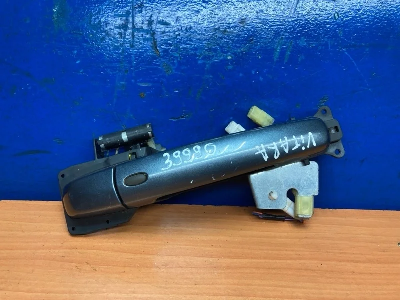 Ручка двери внешняя Suzuki Grand Vitara 2005-2015 8281063811ZJ3, передняя