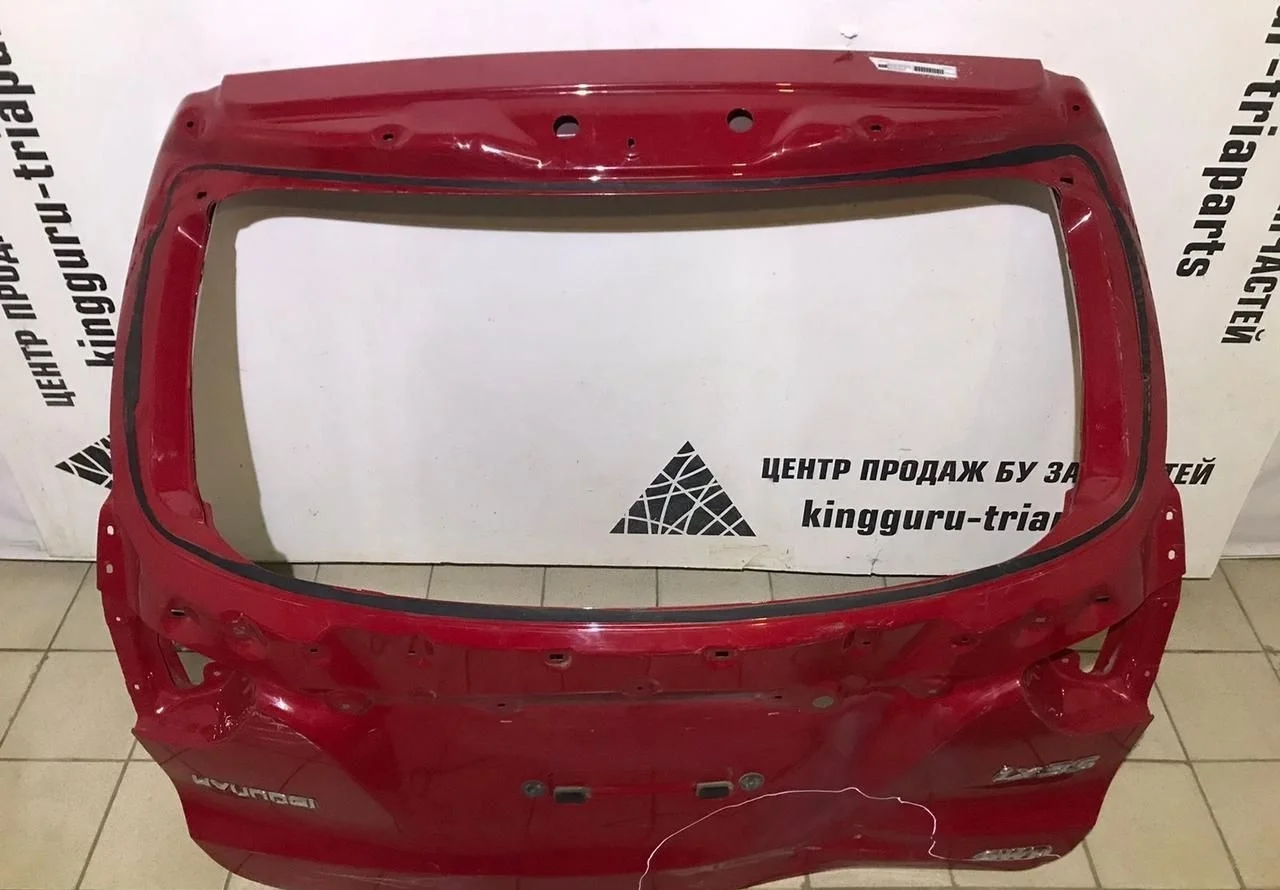 Крышка багажника Hyundai IX35 10-15 oem 737002S010 (скл-3)