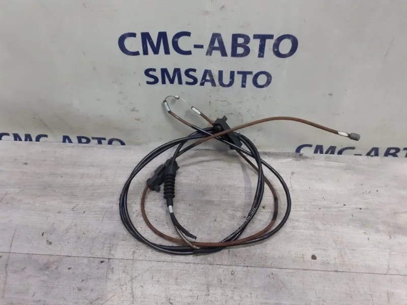 Трос капота Volvo Xc70 30671768 ХС70 3.2 B6324S
