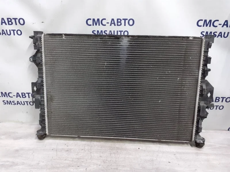 Радиатор охлаждения ДВС Volvo Xc70 31368082 ХС70 3.2 B6324S