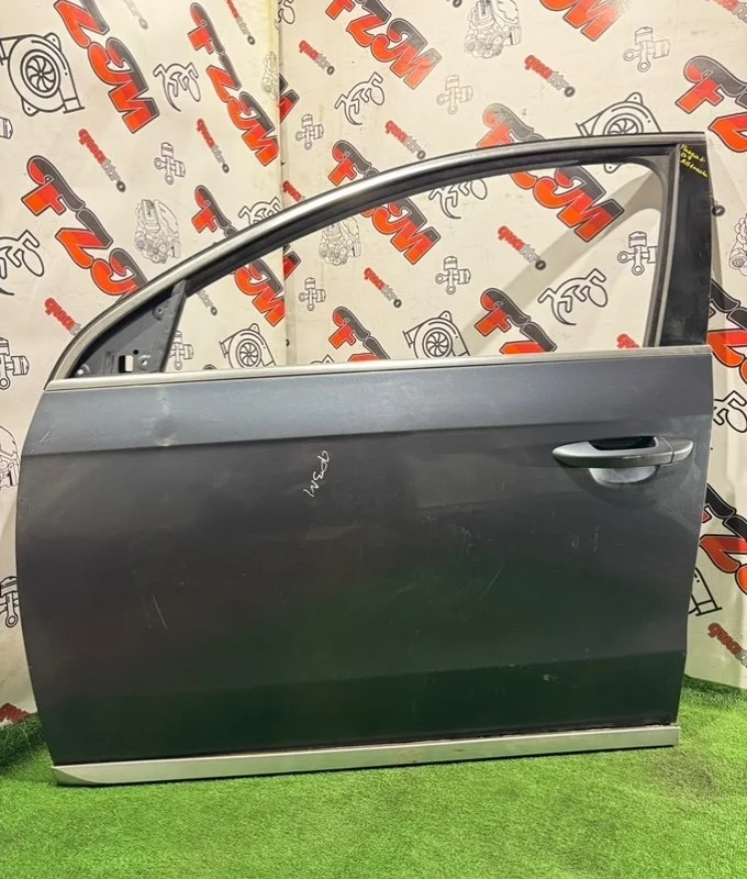 Дверь Volkswagen Passat 3AA831055 B7, передняя левая
