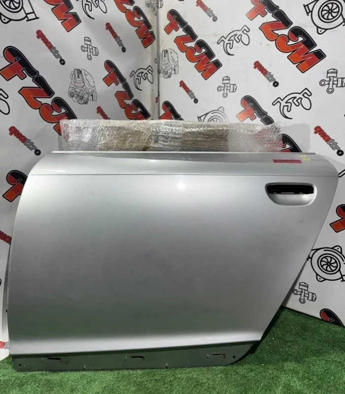 Дверь Audi A6 4F0833051G C6, задняя левая
