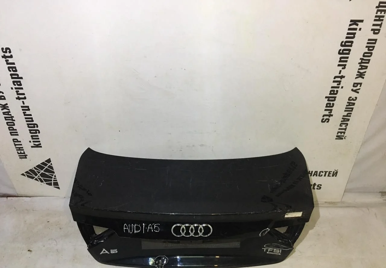 Крышка багажника Audi A5 oem 8T0827023K (скл-3)