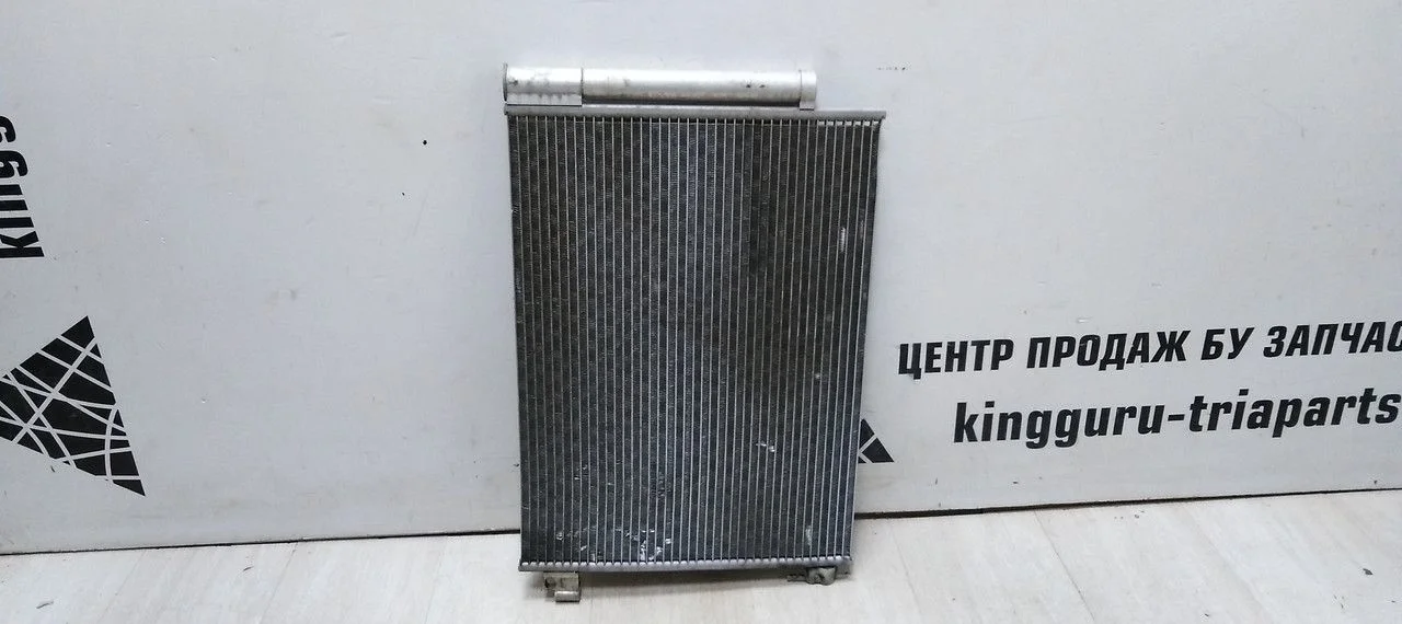 Радиатор кондиционера Lada Largus (11-18)  OEM 921007794R (скл-3)
