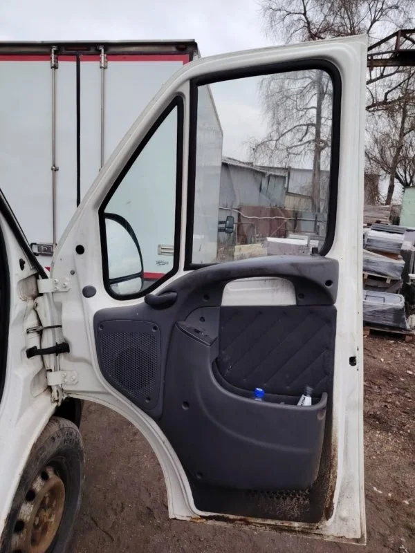 Дверь передняя правая Fiat Ducato