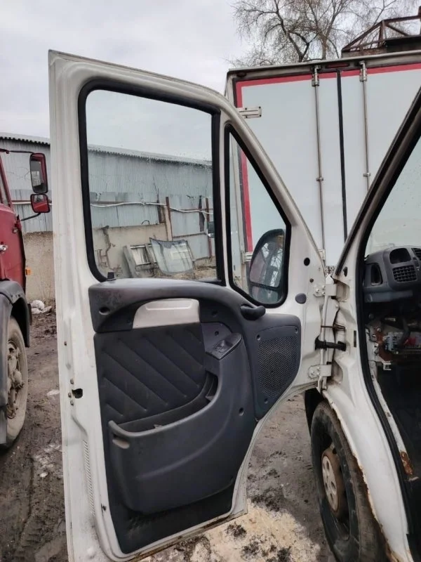 Дверь передняя левая Fiat Ducato