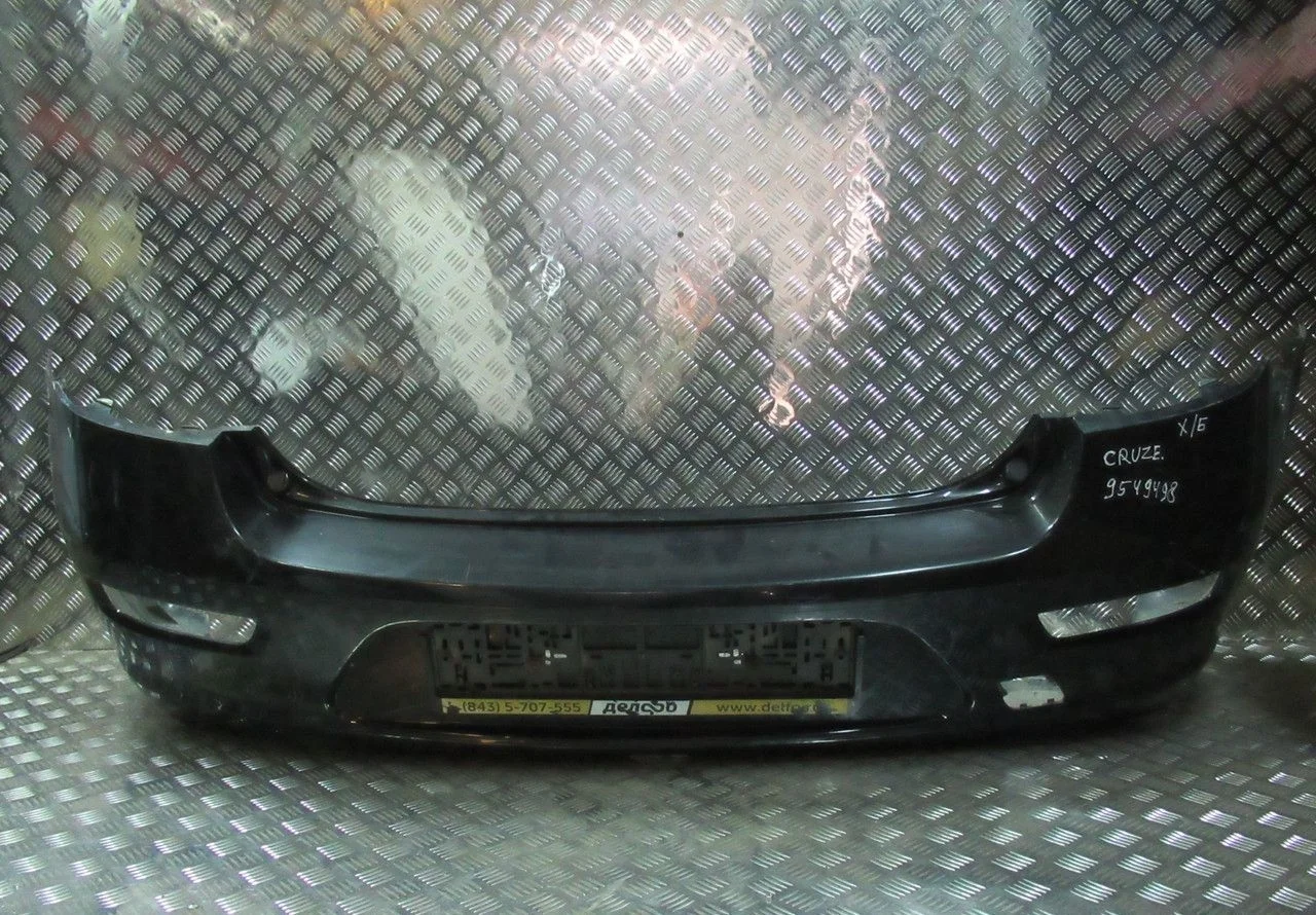 Бампер задний Chevrolet Cruze х/б oem 95494198 (сломаны боковые крепления)(скл-3)