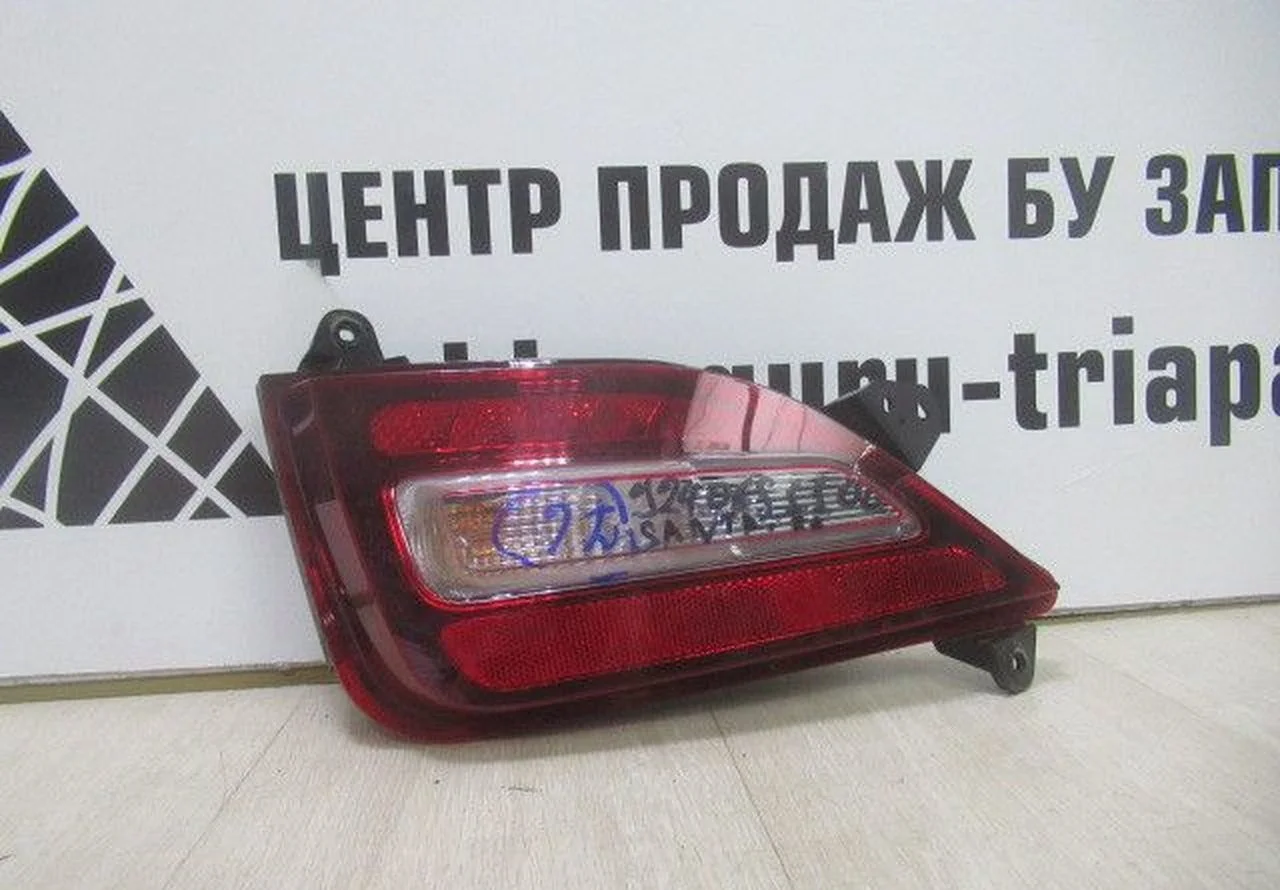 Противотуманный фонарь правый Hyundai Santa Fe 4 oem 92406s1100 (сломано 1 крепление ) (скл-3)