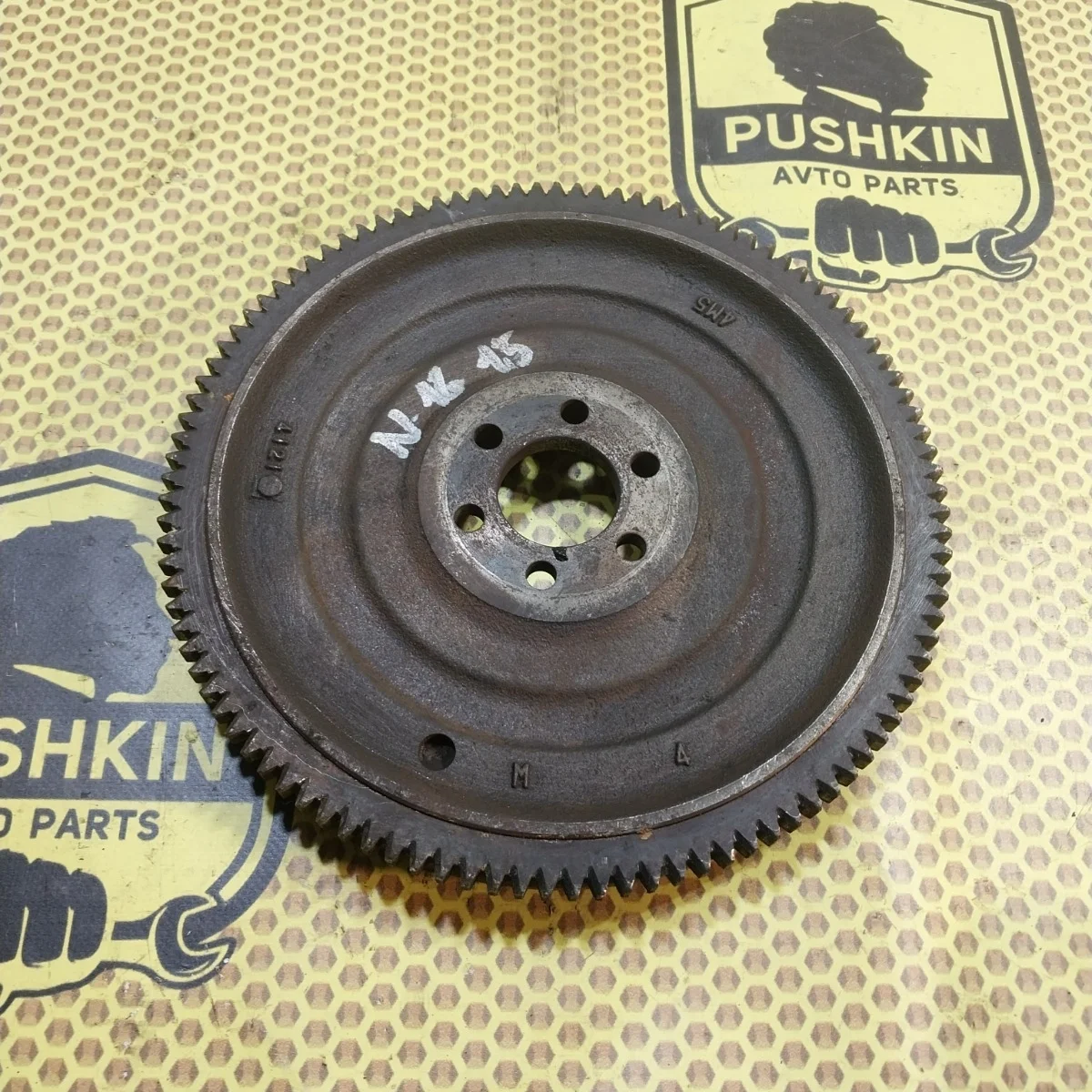 Маховик мкпп Nissan Almera 2005 N16