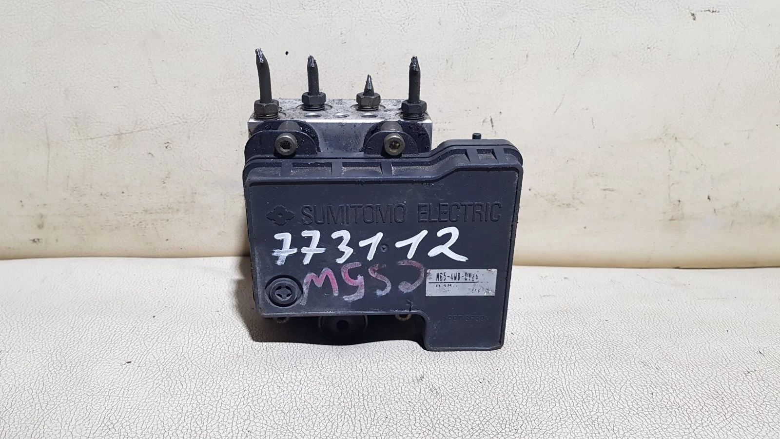 Блок ABS MITSUBISHI LANCER 9, CS5W   МИЦУБИСИ   ЛАНСЕР   ЛАНЦЕР    MR449230 2000-2010 (контрактная запчасть)