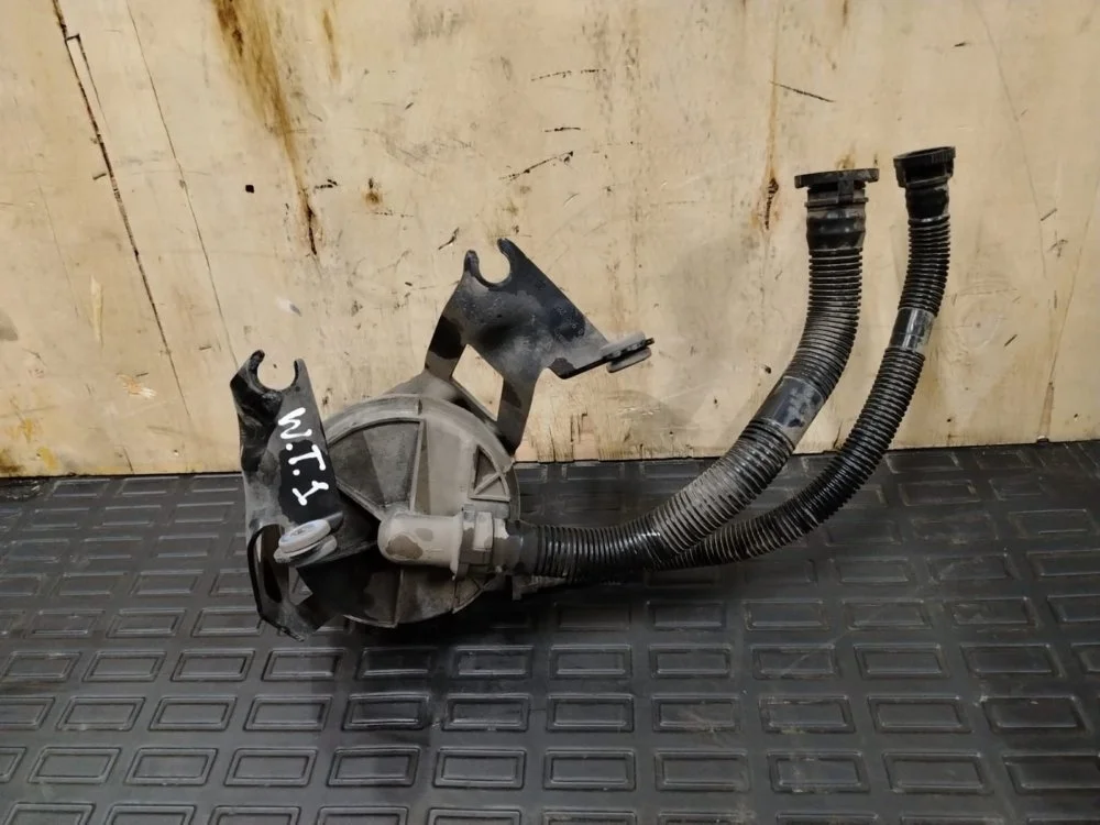 Насос воздушный Volkswagen Touareg 2004 GP