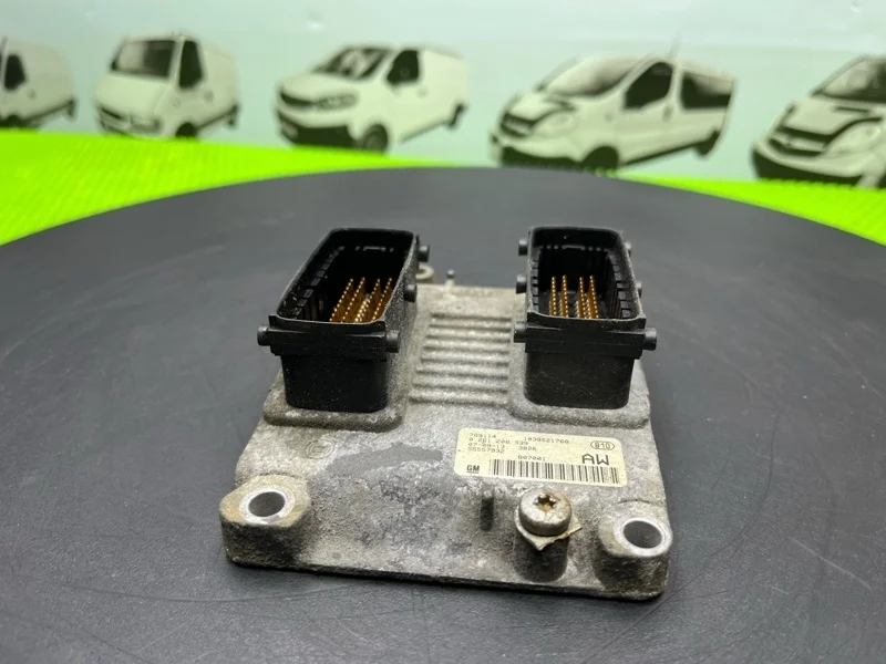 Блок управления двигателем Opel Corsa D 4 Z10XEP